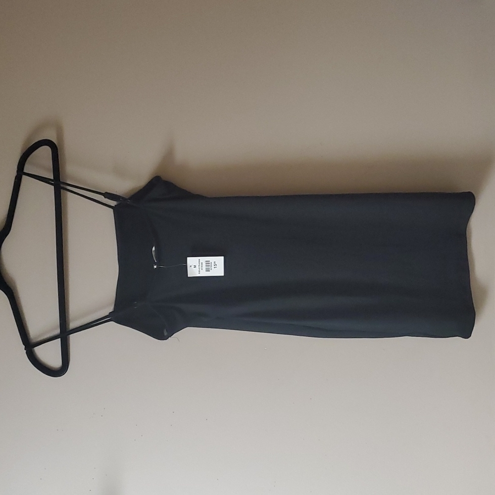 Basic Black Dress - Picture 2 of 2